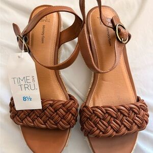 Time and Tru Women's Tan Braided Sandals